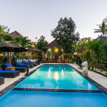 Lembongan D'Licks Villa Buitenkant foto