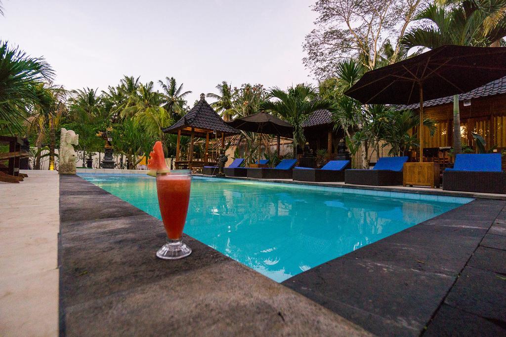 Lembongan D'Licks Villa Buitenkant foto
