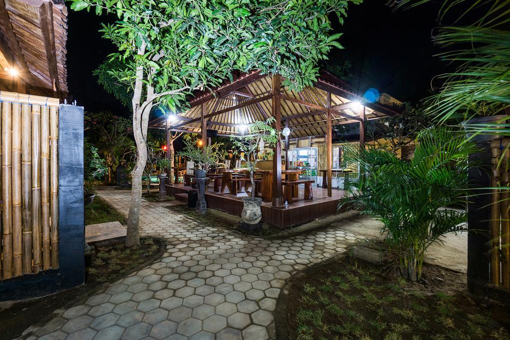 Lembongan D'Licks Villa Buitenkant foto